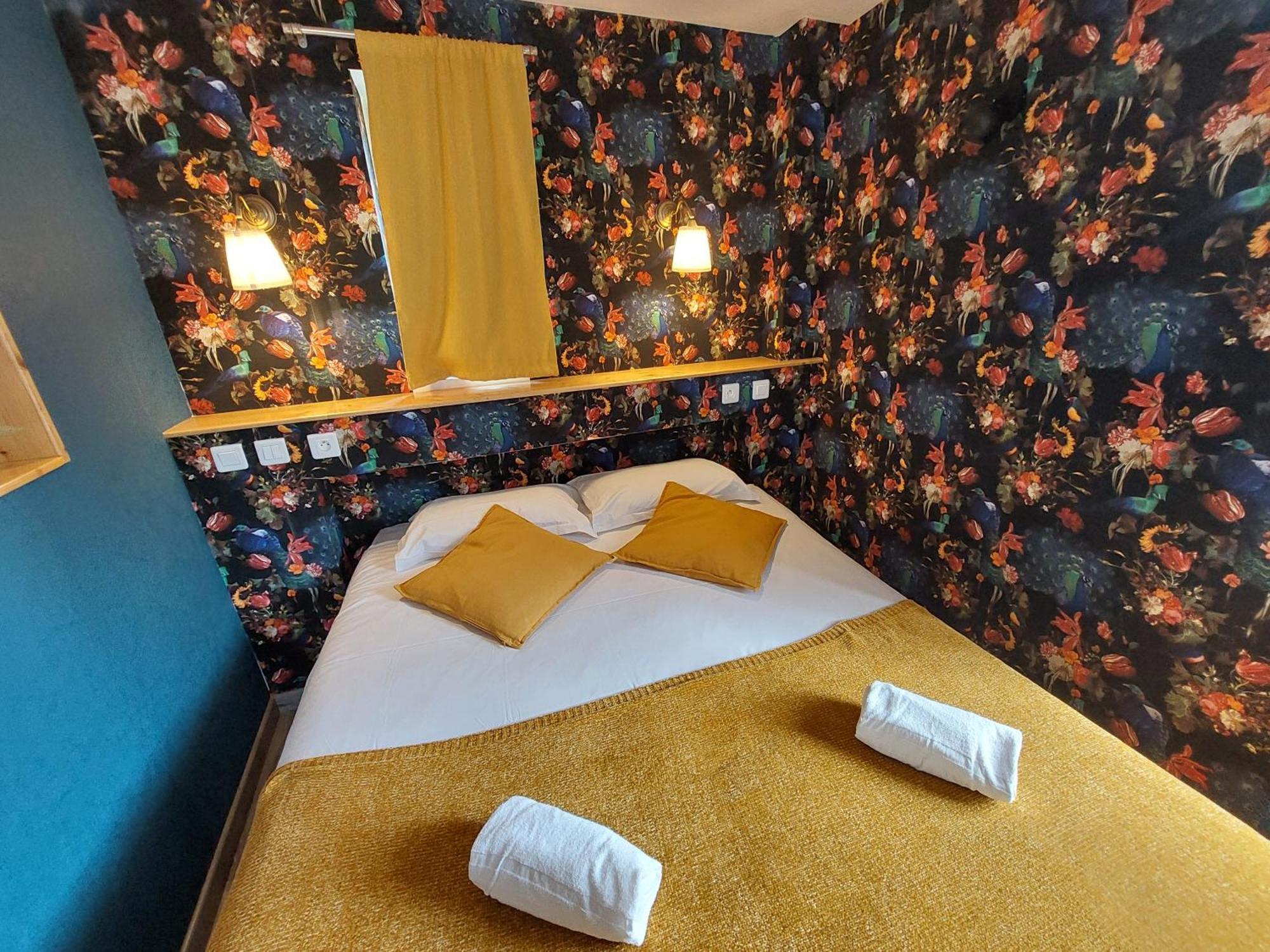 Logis Hotels - Auberge De L'Ile - Hotel 3 Etoiles Et Restaurant Creysse  외부 사진