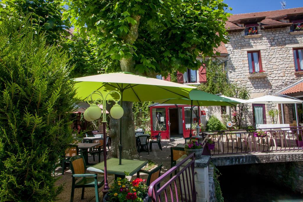 Logis Hotels - Auberge De L'Ile - Hotel 3 Etoiles Et Restaurant Creysse  외부 사진