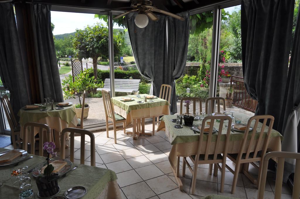 Logis Hotels - Auberge De L'Ile - Hotel 3 Etoiles Et Restaurant Creysse  외부 사진