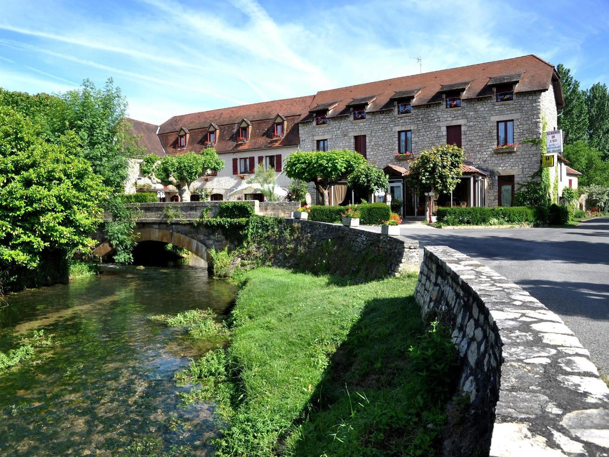 Logis Hotels - Auberge De L'Ile - Hotel 3 Etoiles Et Restaurant Creysse  외부 사진