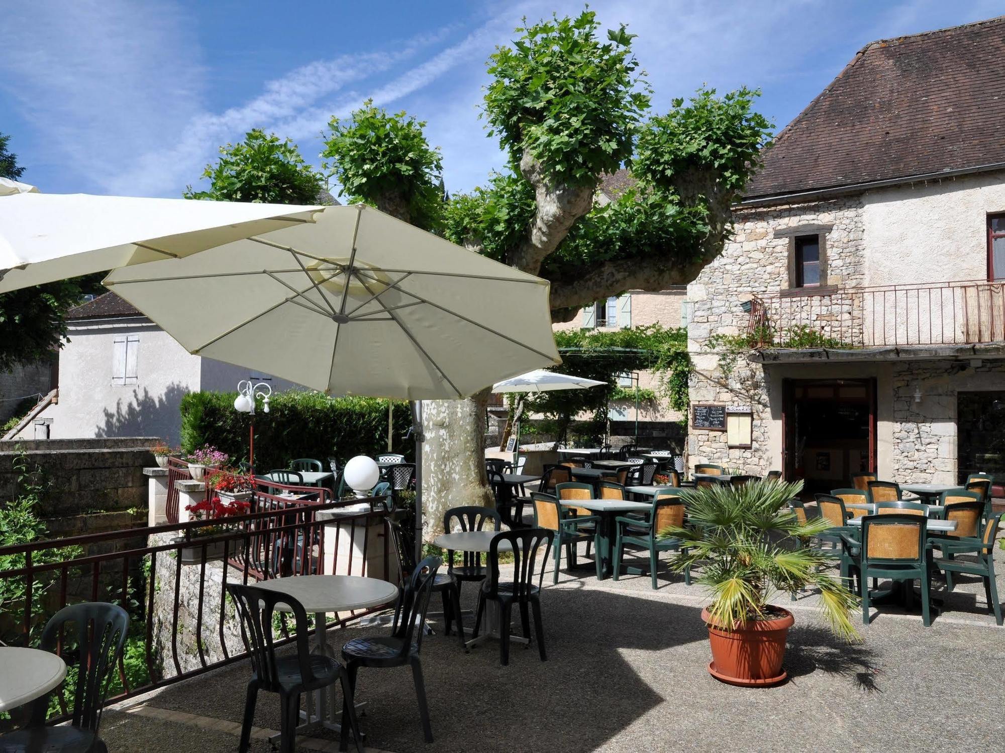 Logis Hotels - Auberge De L'Ile - Hotel 3 Etoiles Et Restaurant Creysse  외부 사진